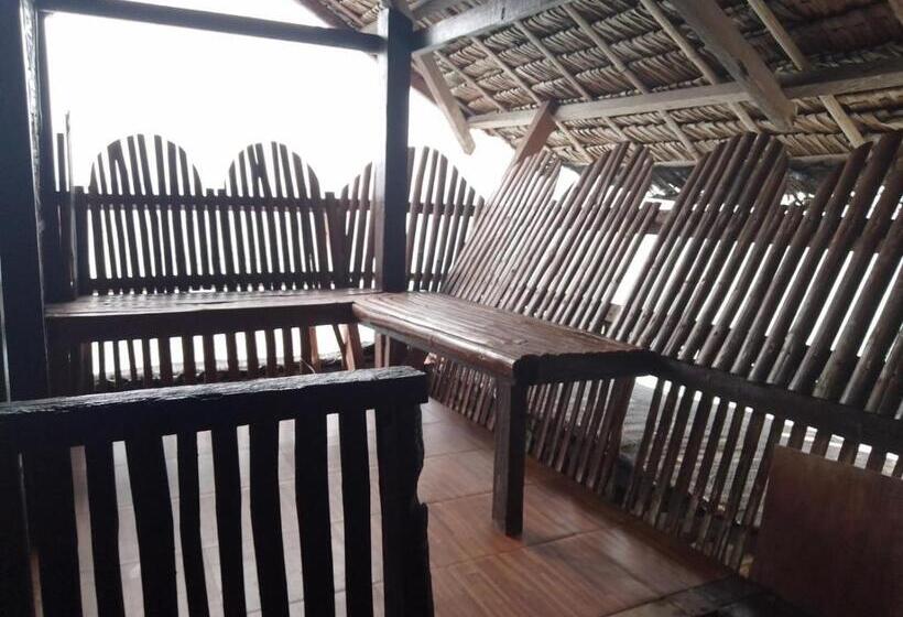 스탠다드 방갈로, Mlk Bamboo Beachhouse