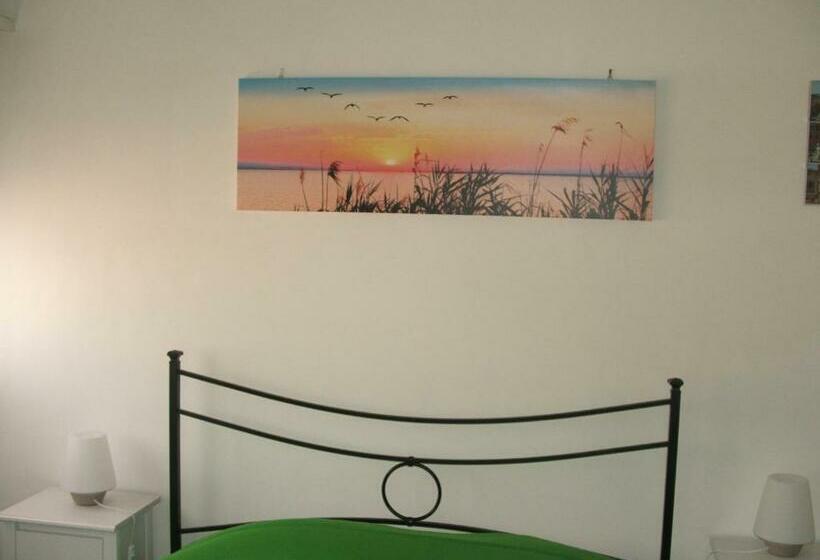 اتاق استاندارد چهار تخته, B&b La Cubanina