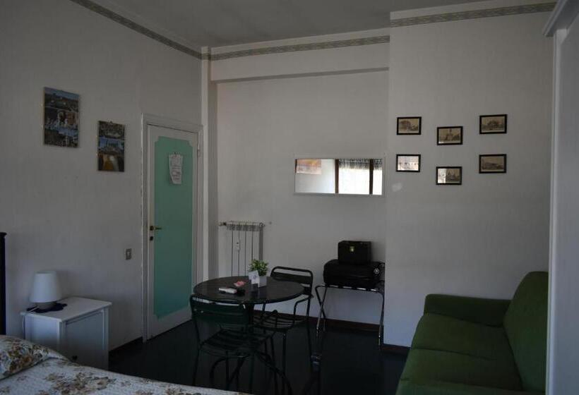 اتاق استاندارد چهار تخته, B&b La Cubanina