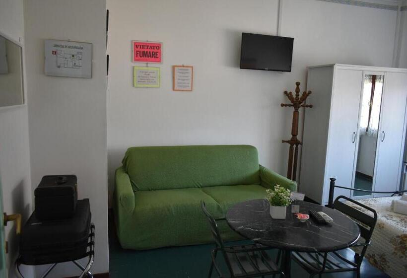 اتاق استاندارد چهار تخته, B&b La Cubanina