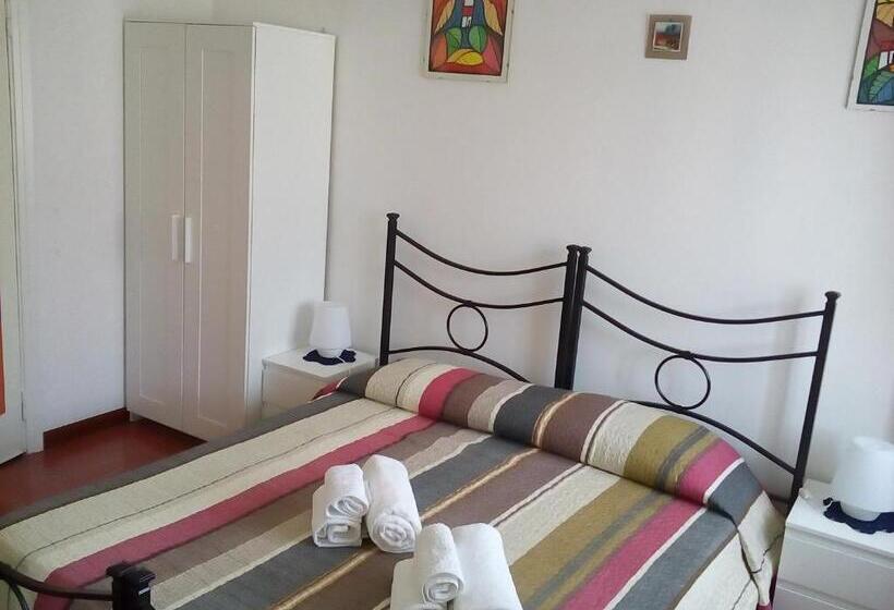 اتاق استاندارد, B&b La Cubanina