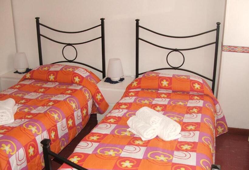 اتاق استاندارد, B&b La Cubanina