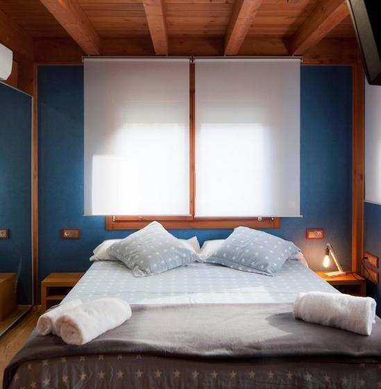 デラックスルーム, Can Congost