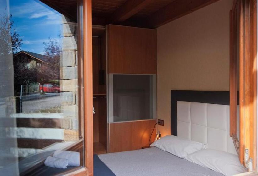Standard room with outdoor bath, Can Congost