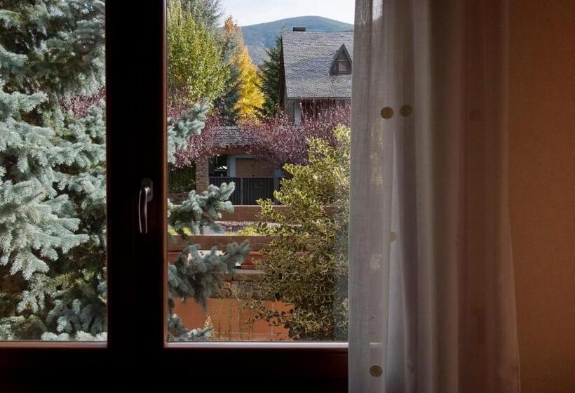 Standard room with outdoor bath, Can Congost