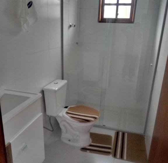 غرفة قياسية ثلاثية, Recanto Dos Fernandes