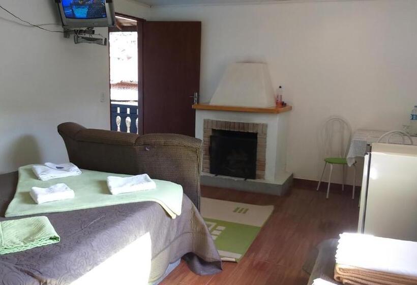 غرفة قياسية ثلاثية, Recanto Dos Fernandes