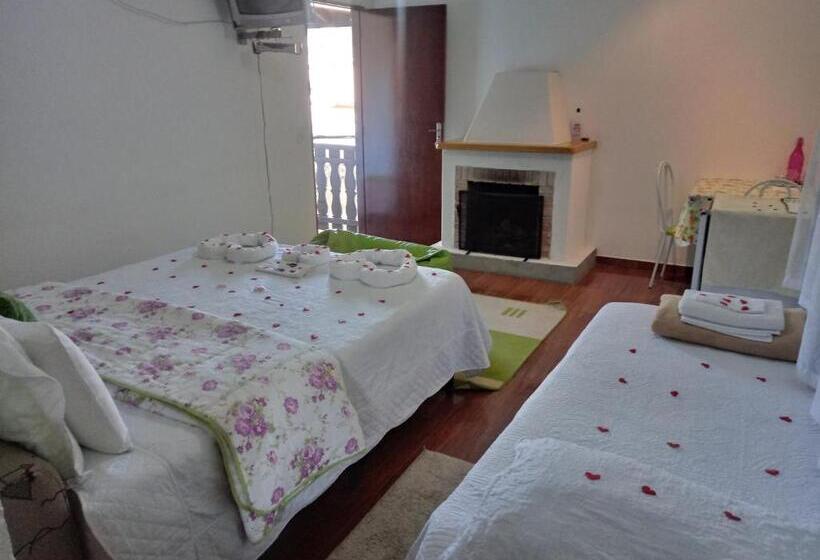 غرفة قياسية ثلاثية, Recanto Dos Fernandes