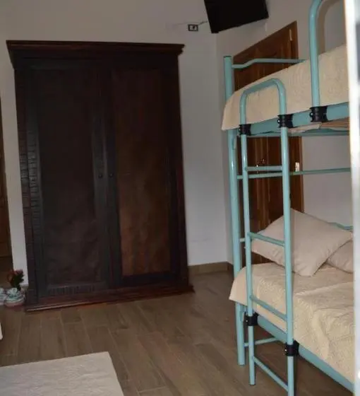 バルコニー付スタンダード４ベッドルーム, Agriturismo S Orgiola