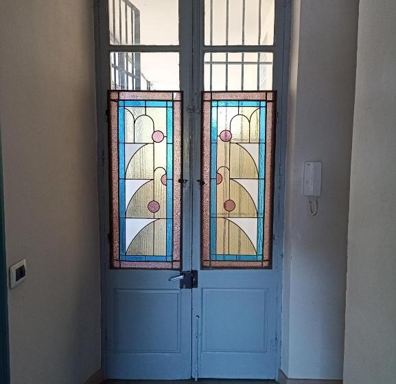 شقة غرفة واحدة, La Boqueria