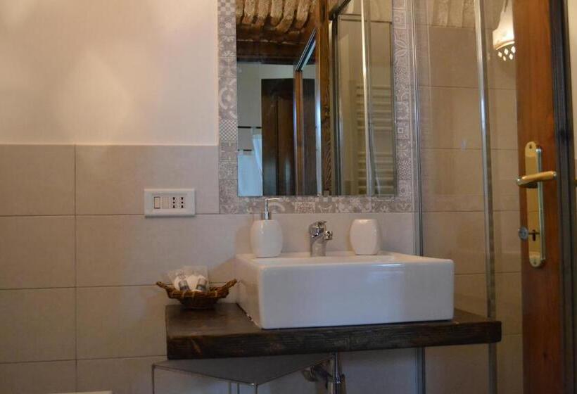 اتاق استاندارد, B&b Casandrona