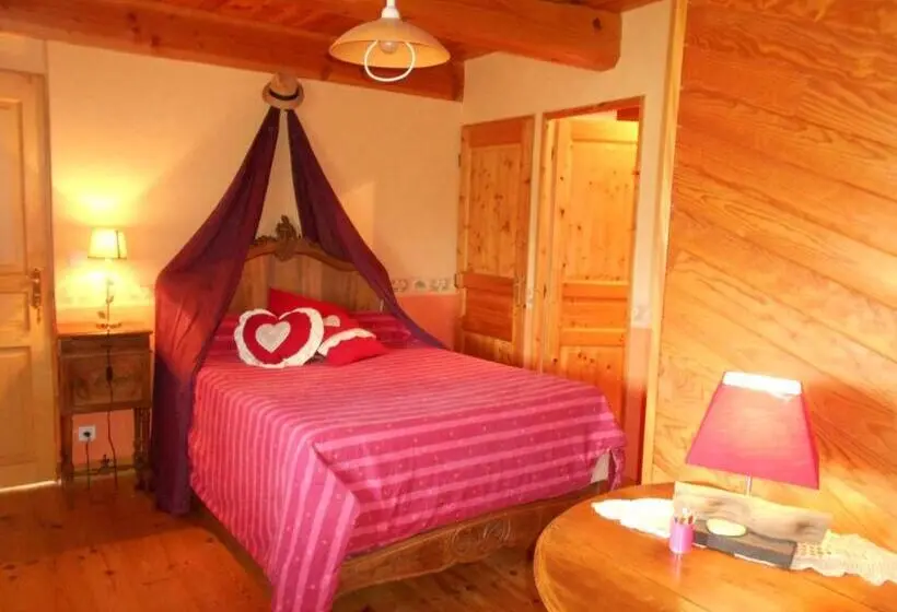 ガーデンビューファミリールーム, Chambre D Hôtes Myrtille