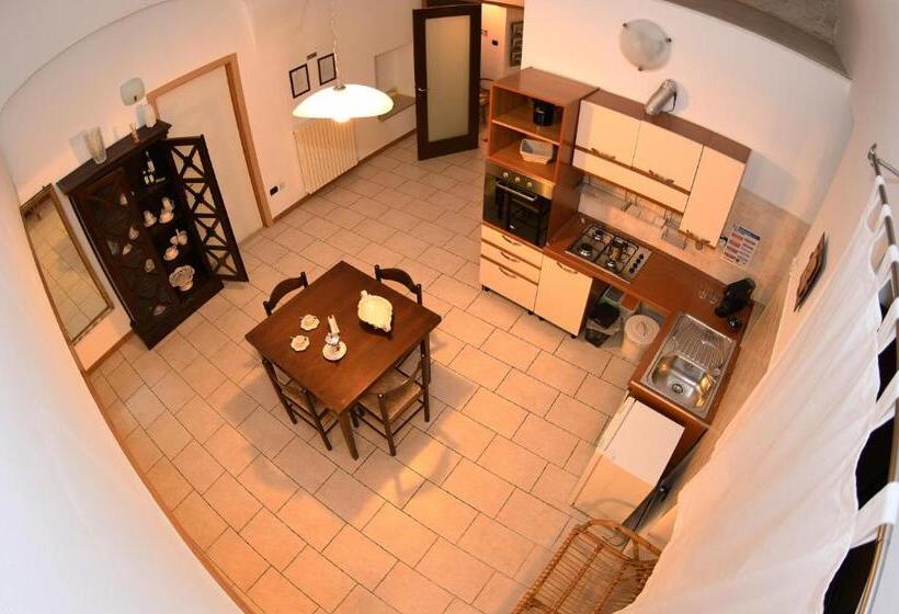 סוויטה משפחתית, Il Frantoio 1937