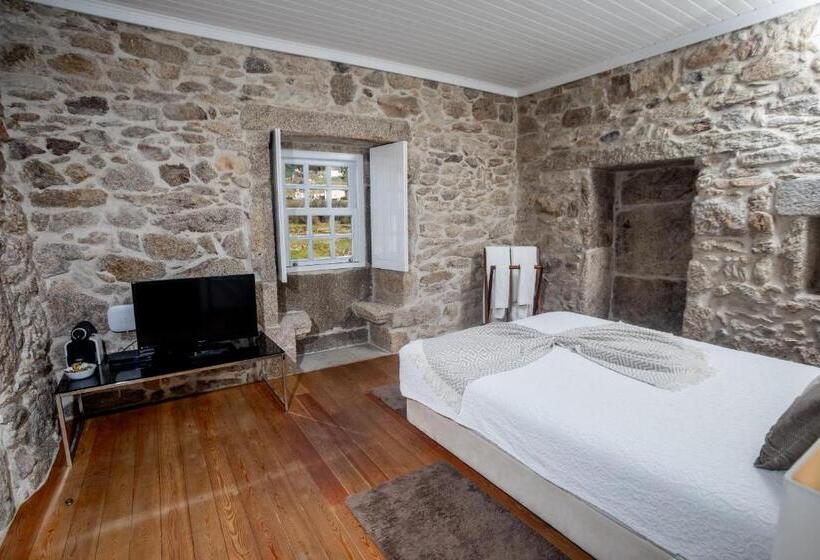 スタンダードスタジオ, Casas De São Martinho