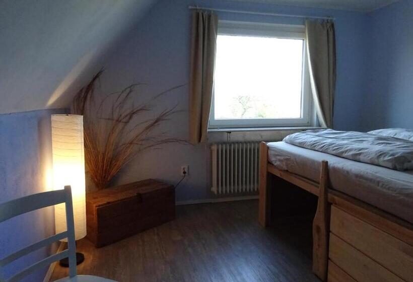 غرفة قياسية مطلّة علي البحر, Peanuts Hostel & Meer