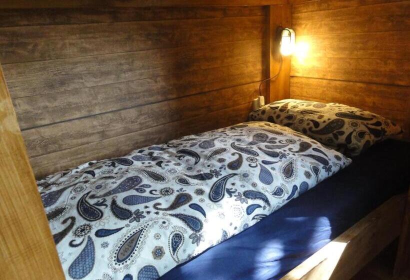 Семейный Номер, Peanuts Hostel & Meer