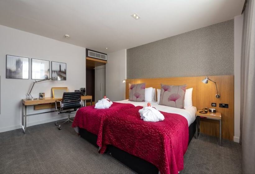 标准间, Apex Temple Court