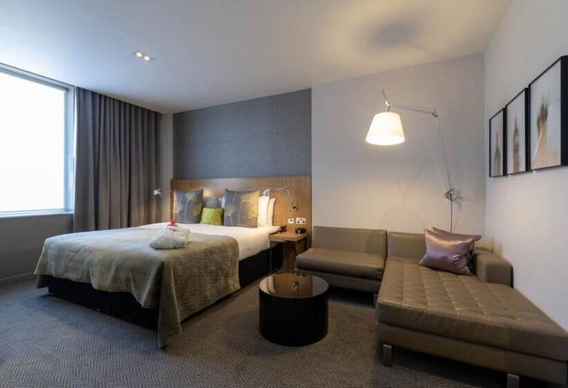 豪华房间, Apex Temple Court