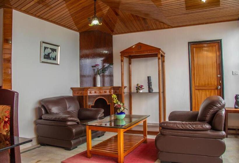 クラブルーム, Central Hill Resort Gangtok