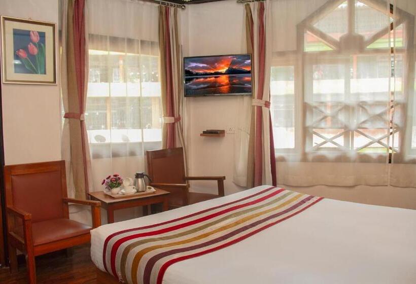 スタンダードルーム, Central Hill Resort Gangtok