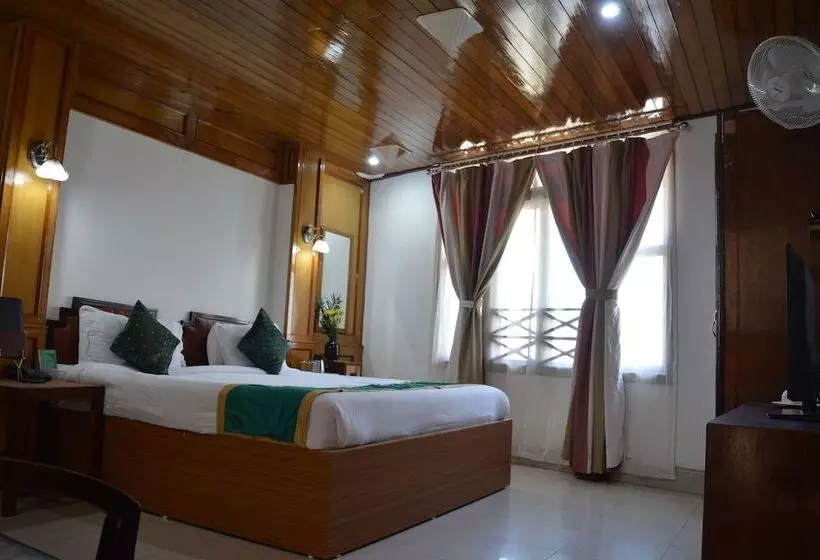 اتاق کلاب, Central Hill Resort Gangtok