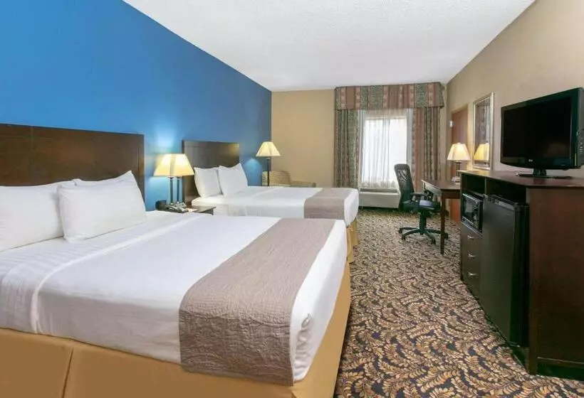 Standard-invahuone, Days Inn By Wyndham Tulsa Central