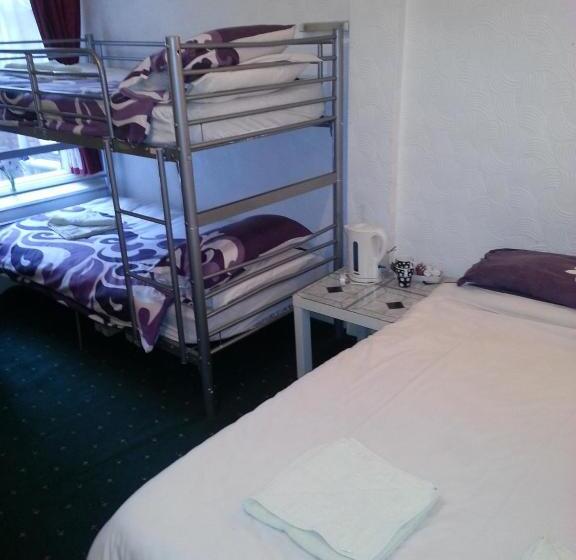 家庭间, Jesmond International