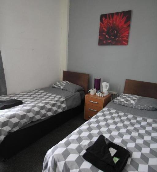Номер Стандарт, Jesmond International