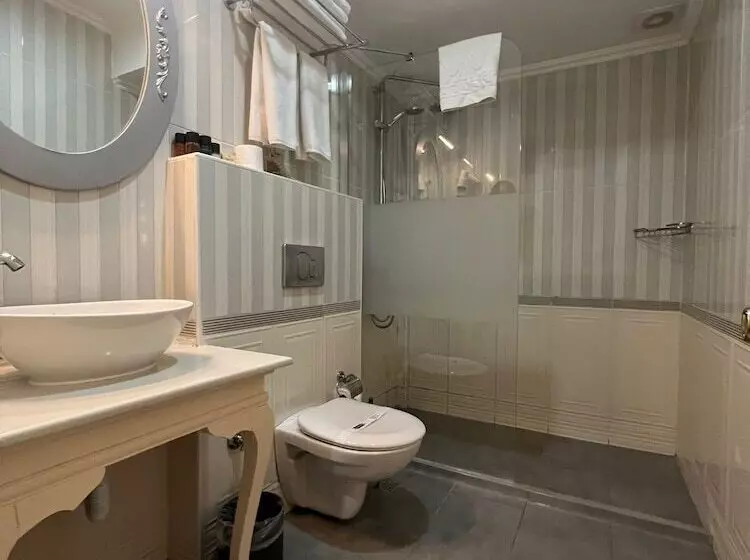 Deluxe Room, Muyan Suites