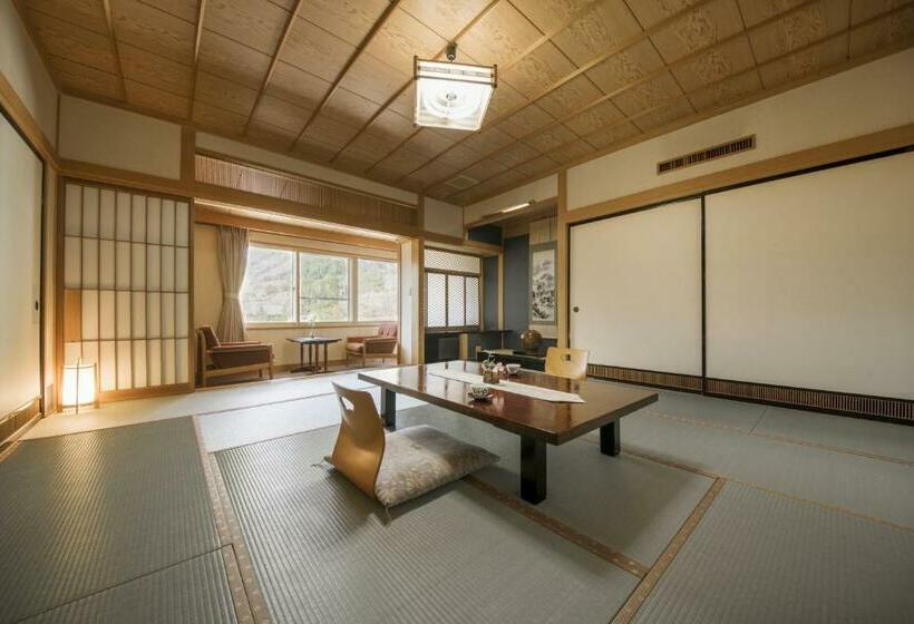 スタンダードルーム, Nakamurakan