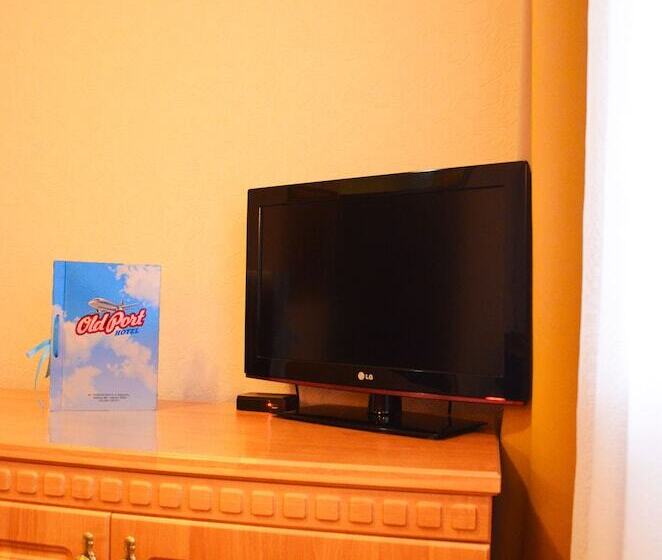 غرفة قياسية, Old Port