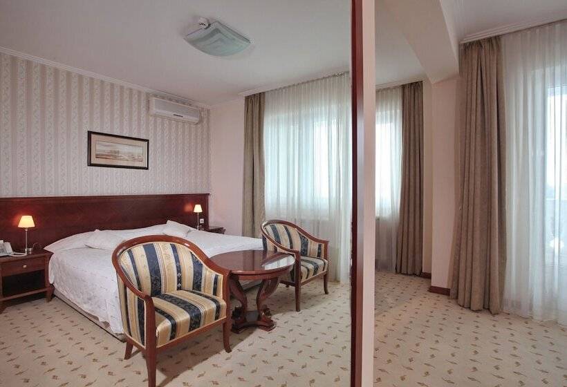 Superior Room, Orasac