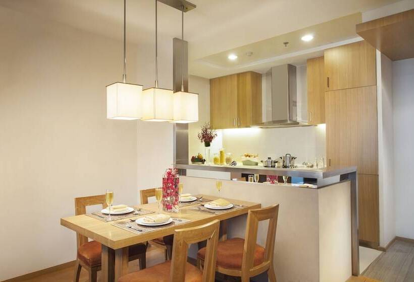 דירת אקזקיוטיב 2 חדרים, Somerset International Building Tianjin