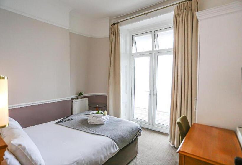 חדר סטנדרט נוף לים עם מרפסת, The Wellington