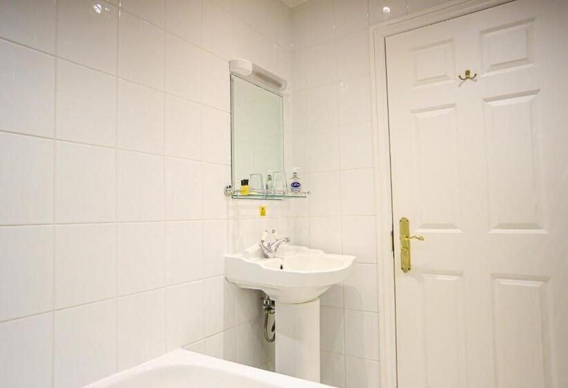 חדר סטנדרט נוף לים, The Wellington