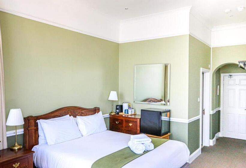 חדר דלוקס עם מרפסת נוף לים, The Wellington