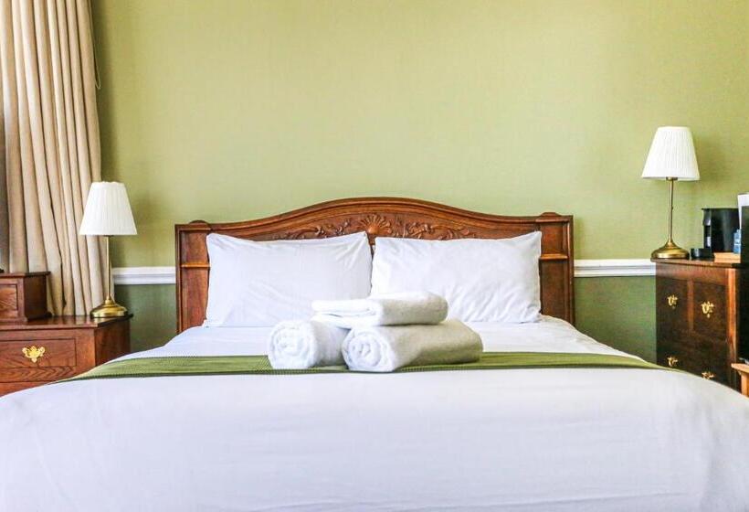 חדר דלוקס עם מרפסת נוף לים, The Wellington