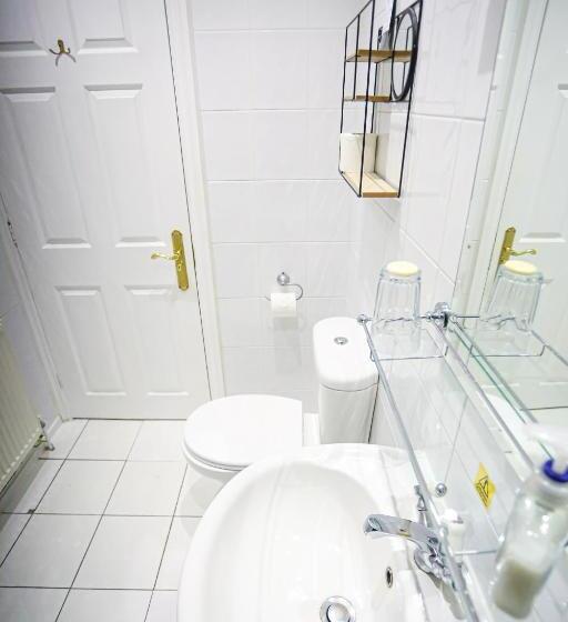 חדר סטנדרט נוף לים עם מרפסת, The Wellington