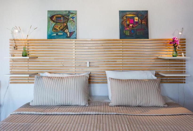 Family studio with sea view, Thea Home