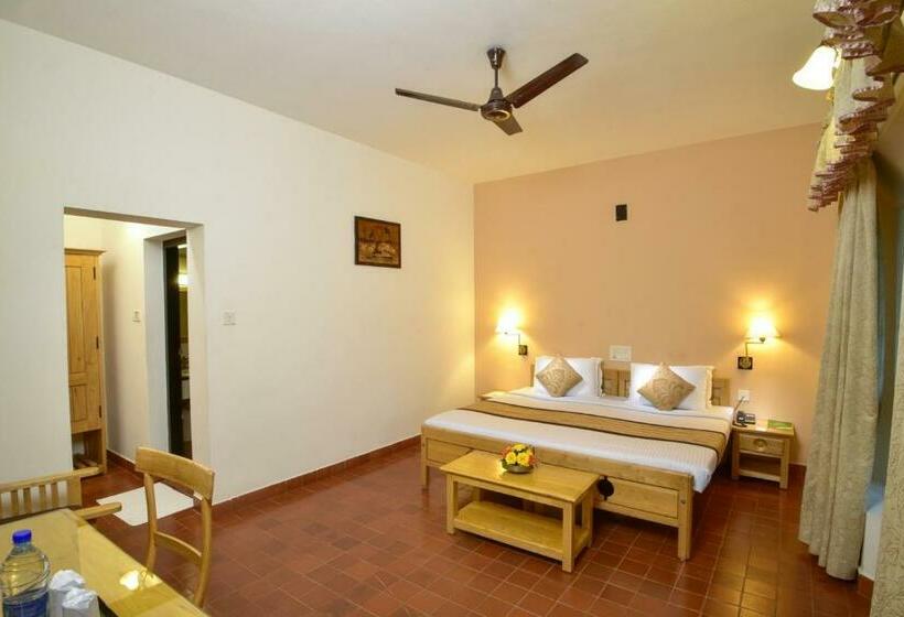 اتاق لوکس, Treetop