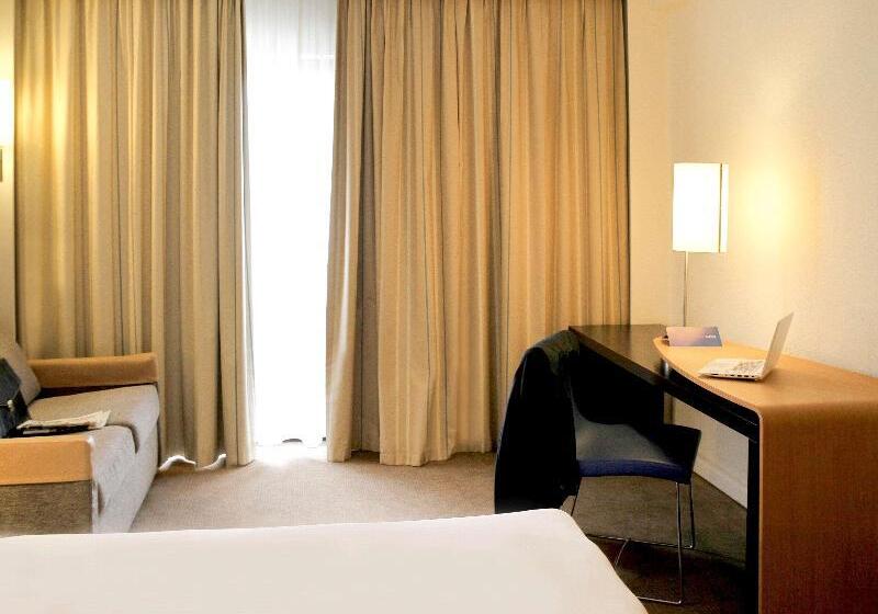 اتاق اجرایی, Novotel Constantine