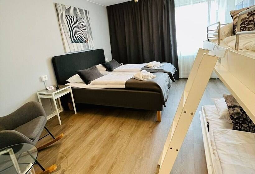 חדר משפחתי, Palm Tree Hotel, Best Western Signature Collection