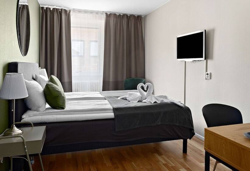 חדר משפחתי, Palm Tree Hotel, Best Western Signature Collection