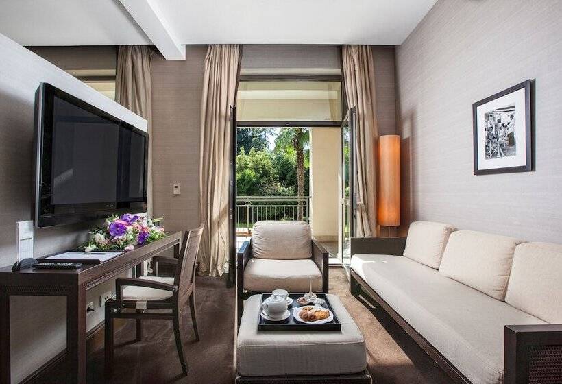 اتاق لوکس با چشم‌انداز دریا, Rodina Grand Hotel And Spa