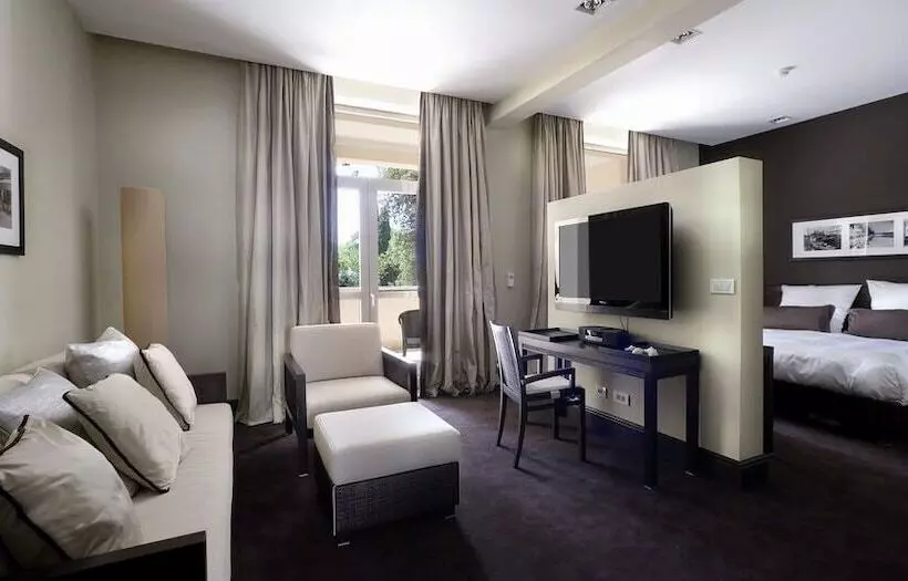 Deluxe-huone Merinäkymä, Rodina Grand Hotel And Spa