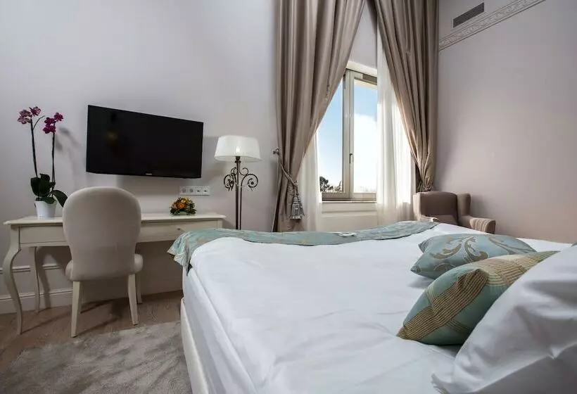Juniorsviitti, Rodina Grand Hotel And Spa