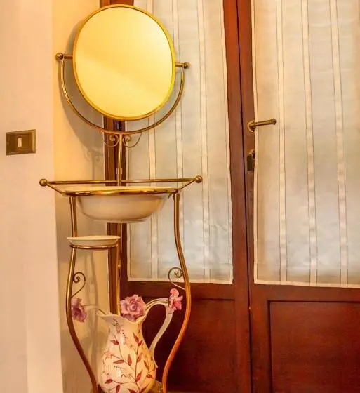 اتاق استاندارد, Il Villino