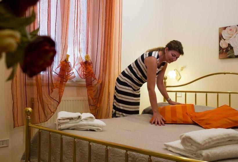 スタンダードトリプルルーム, La Cancellata Di Mezzo