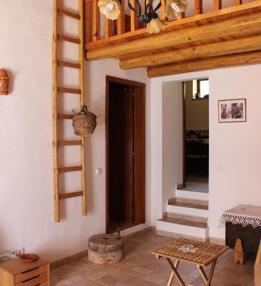 خانه 1 خوابه, Horta Do Zé Miguel