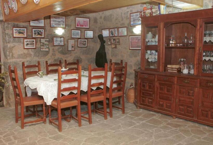 خانه 2 خوابه, Horta Do Zé Miguel